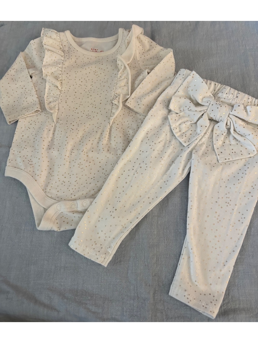 Cat & Jack Baby Girl 3-6M Gold Dot Ruffle Bodysuit Bow